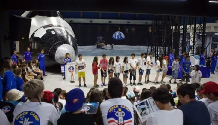 Space Camp Turkey е учебно-тренировъчен център за ученици, посветен на космическите науки и изследвания, намиращ се в гр. Измир