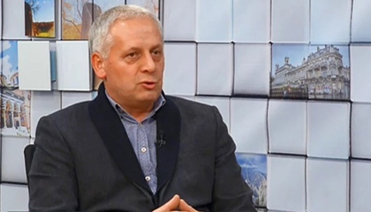 Григоров допълни, че ще бъде доволен, ако Пеевски бъде изгонен от НС Григоров допълни, че ще бъде доволен, ако Пеевски бъде изгонен от НС