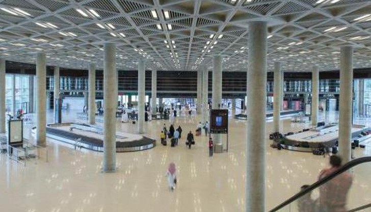 Пътуващите ще трябва да представят два отрицателни теста за Covid-19