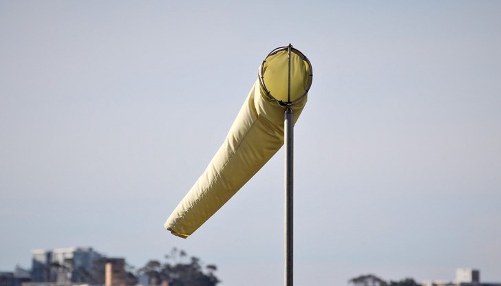 Ще бъде облачно, на места със снеговалежи Ще бъде облачно, на места със снеговалежи