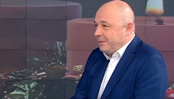 Той добави, че пета вълна през януари не е изключена