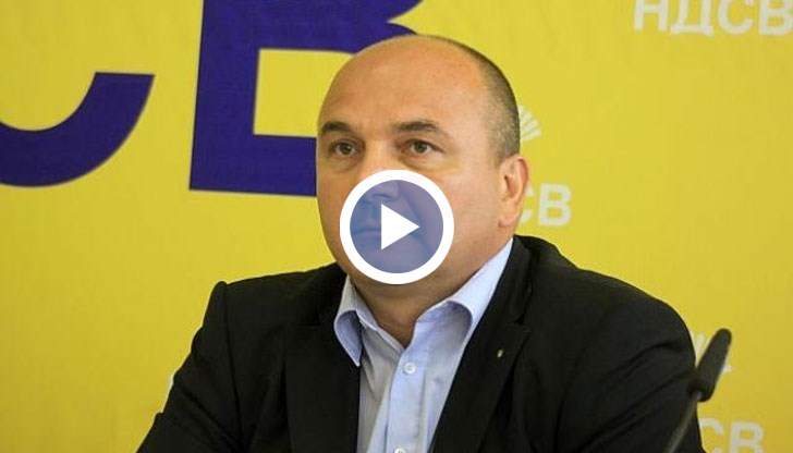 Според него опасенията от дългова спирала са политическо говорене