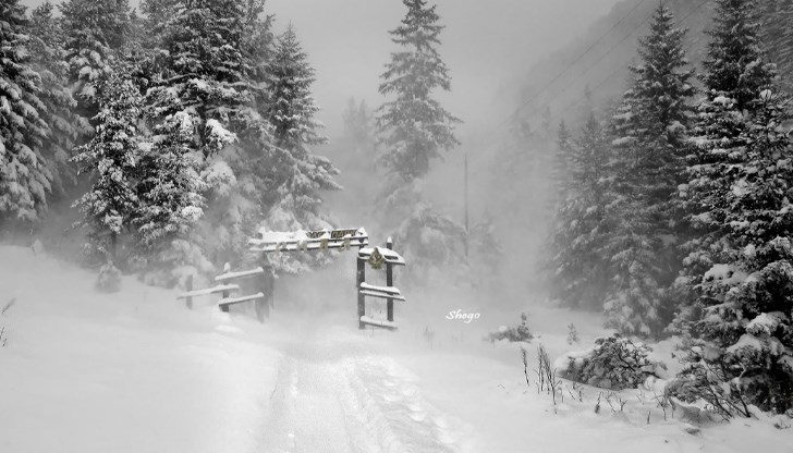 Синоптиците на MeteoBalkans предупреждават за възможно влошаване на времето днес в следобедните часове