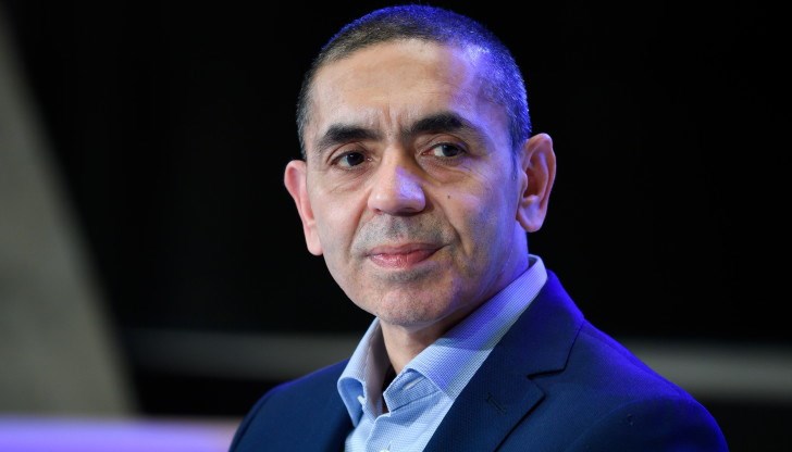 Разпространяваните в социалните мрежи твърдения, че създателят на ваксината срещу Ковид-19 не желаел да се имунизира, са напълно безпочвени Разпространяваните в социалните мрежи твърдения, че създателят на ваксината срещу Ковид-19 не желаел да се имунизира, са напълно безпочвени