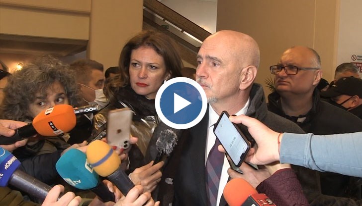 Не е достойно едно такова поведение на българската граница. Това няма да се получава повече, обещавам ви го, заяви в Русе министърът на транспорта