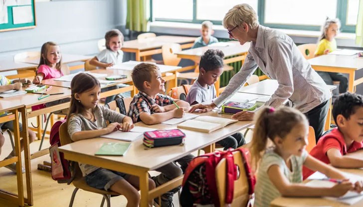 Това може да попречи на плановете на правителството учебните занятия да продължат присъствено Това може да попречи на плановете на правителството учебните занятия да продължат присъствено