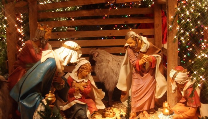 Не видях нито едно гневно възклицание за Дядо Мраз, който изместил традиционния Дядо Коледа, пише Иван Бакалов Не видях нито едно гневно възклицание за Дядо Мраз, който изместил традиционния Дядо Коледа, пише Иван Бакалов