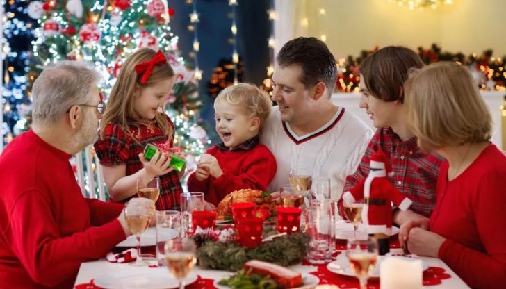 67% от българите декларират, че ще купуват подаръци за предстоящите празници за свои близки, роднини и приятели