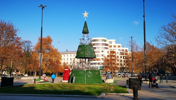 5880 русенци пък са имунизирани с бустерна доза от препарата на „Пфайзер“