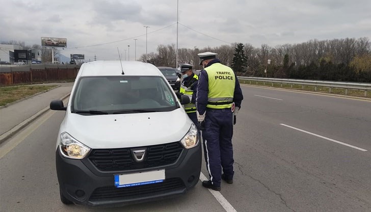 Препоръки на Националната полиция за безопасно пътуване по време на Коледните и Новогодишни празници Препоръки на Националната полиция за безопасно пътуване по време на Коледните и Новогодишни празници