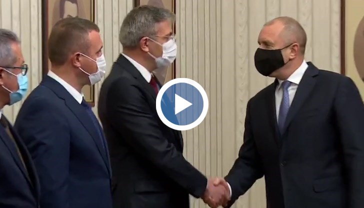 Според ДПС преодоляването на политическата криза може да се случи чрез диалог между партиите, политическите субекти и диалог между институциите