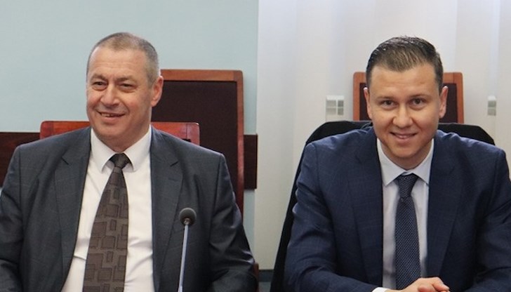 Предвижда се при издаване на предупреждение за оранжев или червен код, институциите от Русе и Гюргево да се уведомяват взаимно в рамките на максимум 30 минути