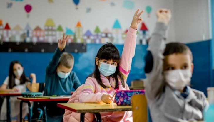 Такива указания даде министърът на образованието и науката акад. Николай Денков Такива указания даде министърът на образованието и науката акад. Николай Денков