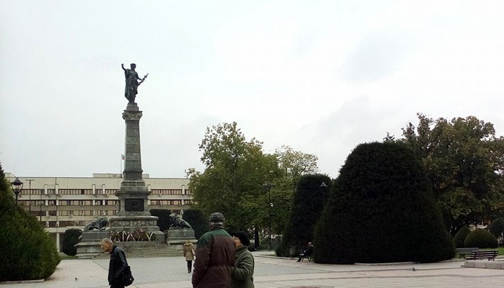 Сред новозаразените има двама ученици и едно дете в предучилищна възраст Сред новозаразените има двама ученици и едно дете в предучилищна възраст