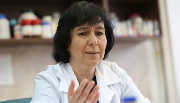 Д-р Георги Миндов: Годината приключва кошмарно, заразените растат