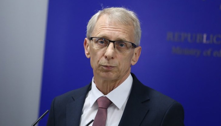 Министърът обясни, че този общ електронен облак за обучение ще включва както възможности за създаването на ново съдържание, така и достъп до всички съществуващи електронни ресурси