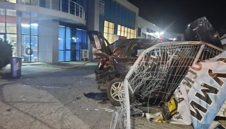 Според очевидци ударът е бил много силен Според очевидци ударът е бил много силен