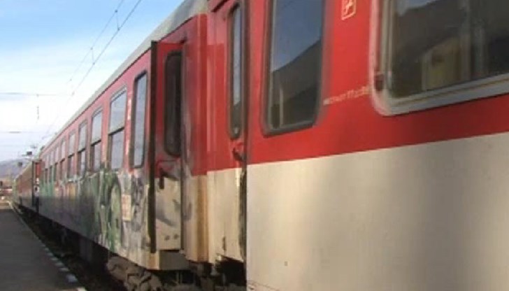 ОТ БДЖ "Пътнически превози" отговориха, че липсата на отопление се дължала на технически проблеми