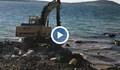 Спешна проверка в залива Вромос заради копаещ багер