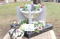 Минута мълчание и цветя за жертвите на Холокоста в Русе