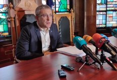 Двамата обвиняеми са задържани под стража за срок до 72