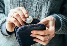 Инфлацията във Великобритания се превръща във финансово бреме за милиони