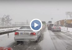 Заради намалена видимост временно е спряно движението през БосфораСилният снеговалеж