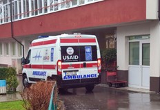 Има и един ранен служителДвама души изгубиха живота си а