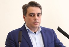 Финансовият министър определи част от работодателите като некомпетентни и некадърни Петте