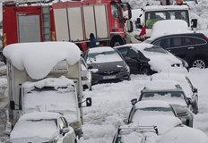 Потънала в сняг и абсолютно непроходима е Атина тази сутринТова