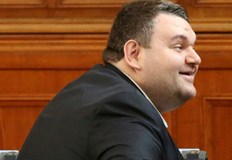 Гранд корупцията политическата корупция в България наистина се крепи на