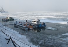 С покупката на специализиран кораб ледоразбивач ще се подобри