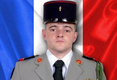 Френски военнослужещ е убит вчера в Мали при нападение с