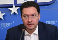 Според него декларацията на ГЕРБ от трибуната в Народното събрание