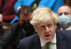 Британският премиер Борис Джонсън се извини след като доклад за