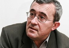 Кръстев Да разликата в цените на уличните лампи е смущаваща