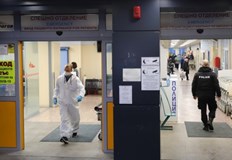 Полицаи ще следят с кой отиват пациентите с коронавирус за