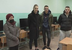 Ученици от Природо математическата гимназия в Сливен станаха свидетели на обир