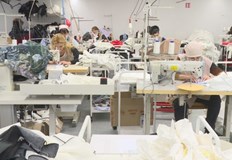 Най търсените от бизнеса професии през декември са машинен оператор машинен