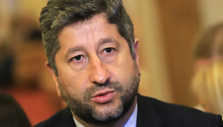 Съставът на комисията ще бъде формиран на паритетен принцип Съставът на комисията ще бъде формиран на паритетен принцип