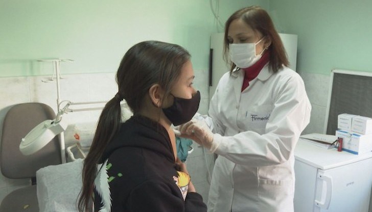 Тежките случаи изпращат към Стара Загора и Пловдив, защото в областта няма детско COVID отделение Тежките случаи изпращат към Стара Загора и Пловдив, защото в областта няма детско COVID отделение