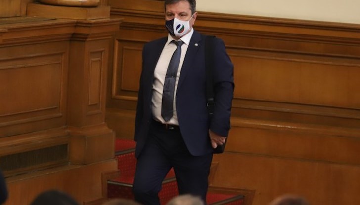 Ваксините снишават с 60% трансмисията, заяви пулмологът Ваксините снишават с 60% трансмисията, заяви пулмологът