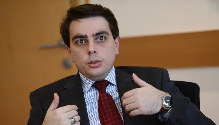 Това заяви министърът на финансите във връзка с искане от работодателите да получат извинение от него заради изказването му, че част от тях са некомпетентни Това заяви министърът на финансите във връзка с искане от работодателите да получат извинение от него заради изказването му, че част от тях са некомпетентни