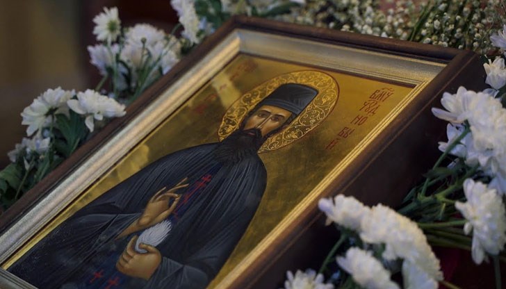 Днес православната църква почита паметта на Преподобни Ефрем Сириец