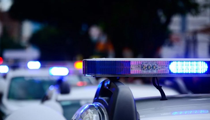 По първоначална информация жертвата е прегазена от младежи, известни в района като наркомани По първоначална информация жертвата е прегазена от младежи, известни в района като наркомани