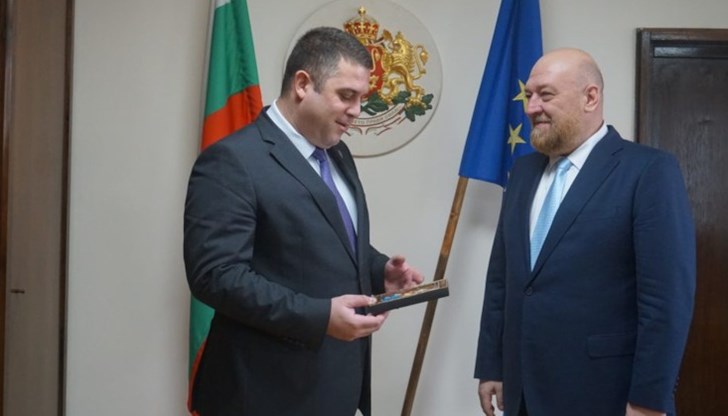 Председателят на Общинския съвет похвали Анатоли Станев за работата му като шеф на РИОСВ