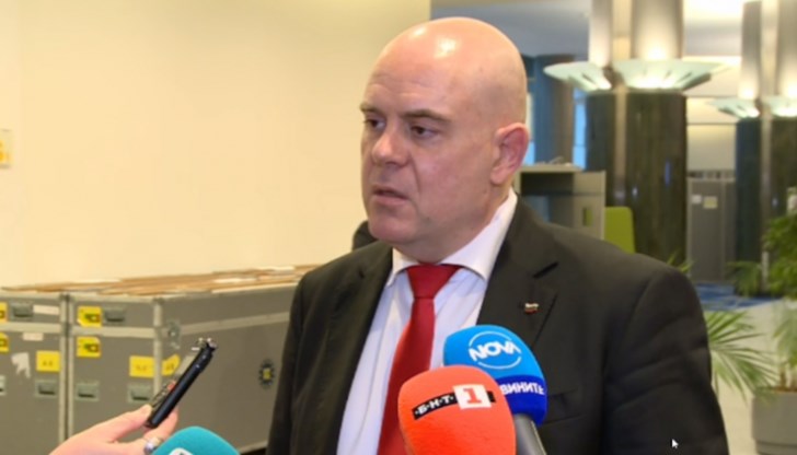 С бързи крачки вървим към престъпността от началото на 90-те години, заяви главният прокурор