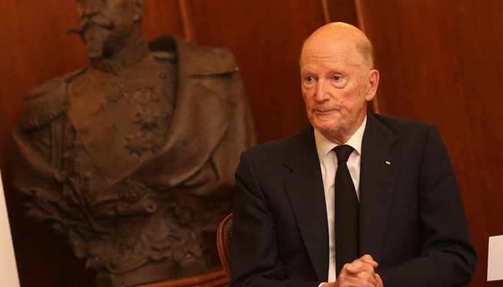 Кирил Петков дава надежда, но надежда, която е притисната до стената основно от собствените му избиратели