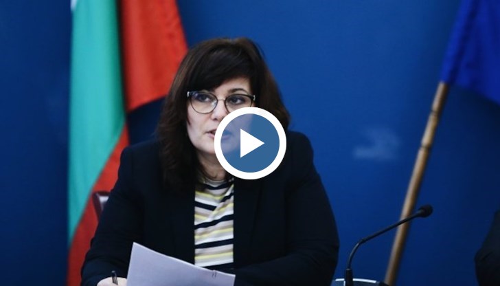 Министърът на здравеопазването Асена Сербезова участва на заседание на комисията по здравеопазване в парламента