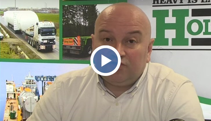 "Реално Дунав мост отдавна е изчерпал капацитета си да поеме трафика на тежкотоварните камиони, а това пречи на бизнеса", казва съпредседателят на Националното сдружение за превоз на извънгабаритни товари